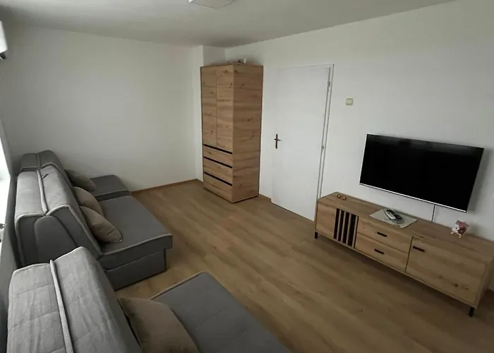 Stan Na Dan Zabac * Vlasenica